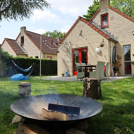 7 Person House With Swing, Firepit, Hammock, Garden, Swimming Lake, Child Friendly, In- And Outside Playground, And Great Coffee Ewijk Exterior foto
