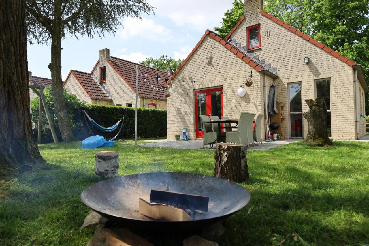 7 Person House With Swing, Firepit, Hammock, Garden, Swimming Lake, Child Friendly, In- And Outside Playground, And Great Coffee Ewijk Exterior foto
